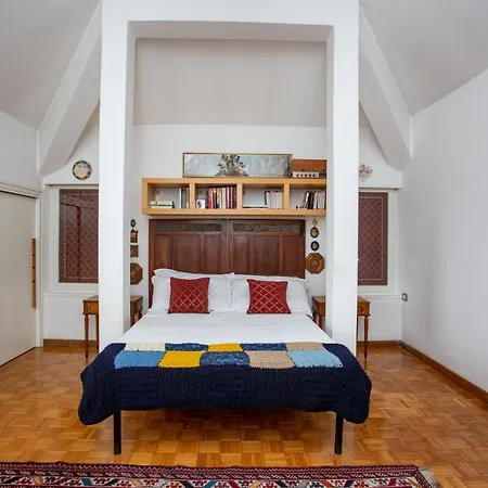 Eur, New Bright Panoramic Penthouse Apartman