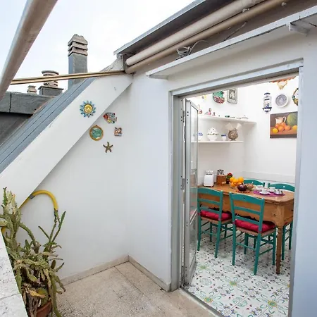 Apartman Eur, New Bright Panoramic Penthouse *