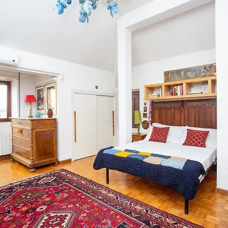 Apartman Eur, New Bright Panoramic Penthouse *