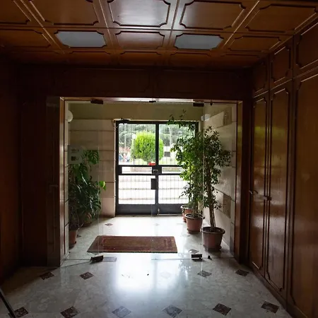 Eur, New Bright Panoramic Penthouse Apartman *
