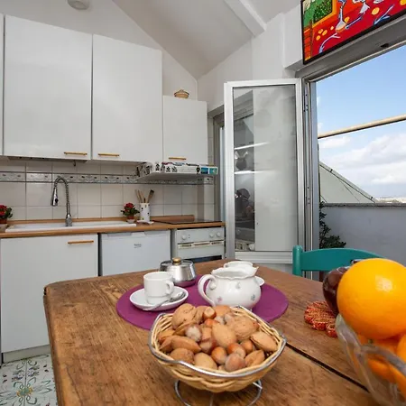 Apartman Eur, New Bright Panoramic Penthouse *